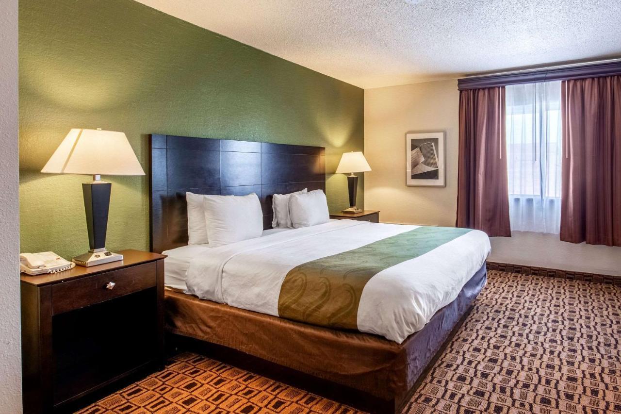 Coratel Plus Suites Wichita West Airport Dış mekan fotoğraf
