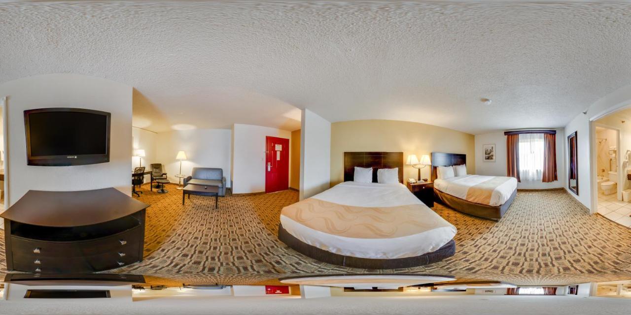 Coratel Plus Suites Wichita West Airport Dış mekan fotoğraf